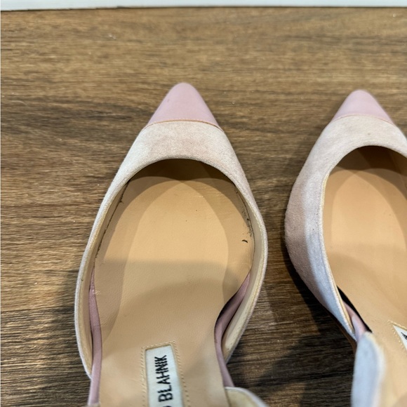 Manolo Blahnik Pink Slingback Heels - Picture 4 of 13